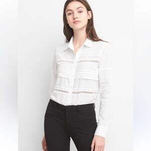 GAP Eyelet Lace Boyfriend Shirt size small